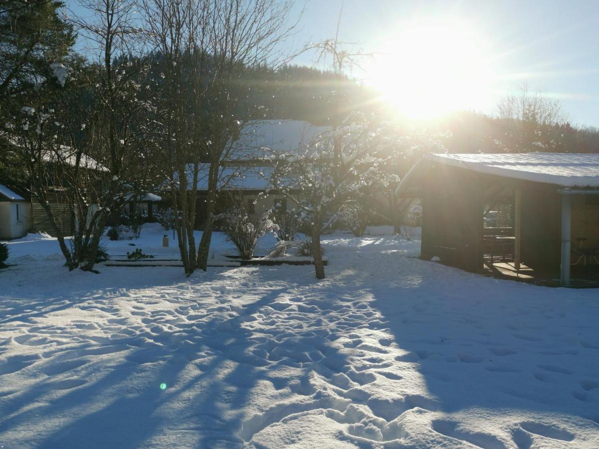 Gites Les Grandes Voies - Cle Vacances Le Menil Exterior photo