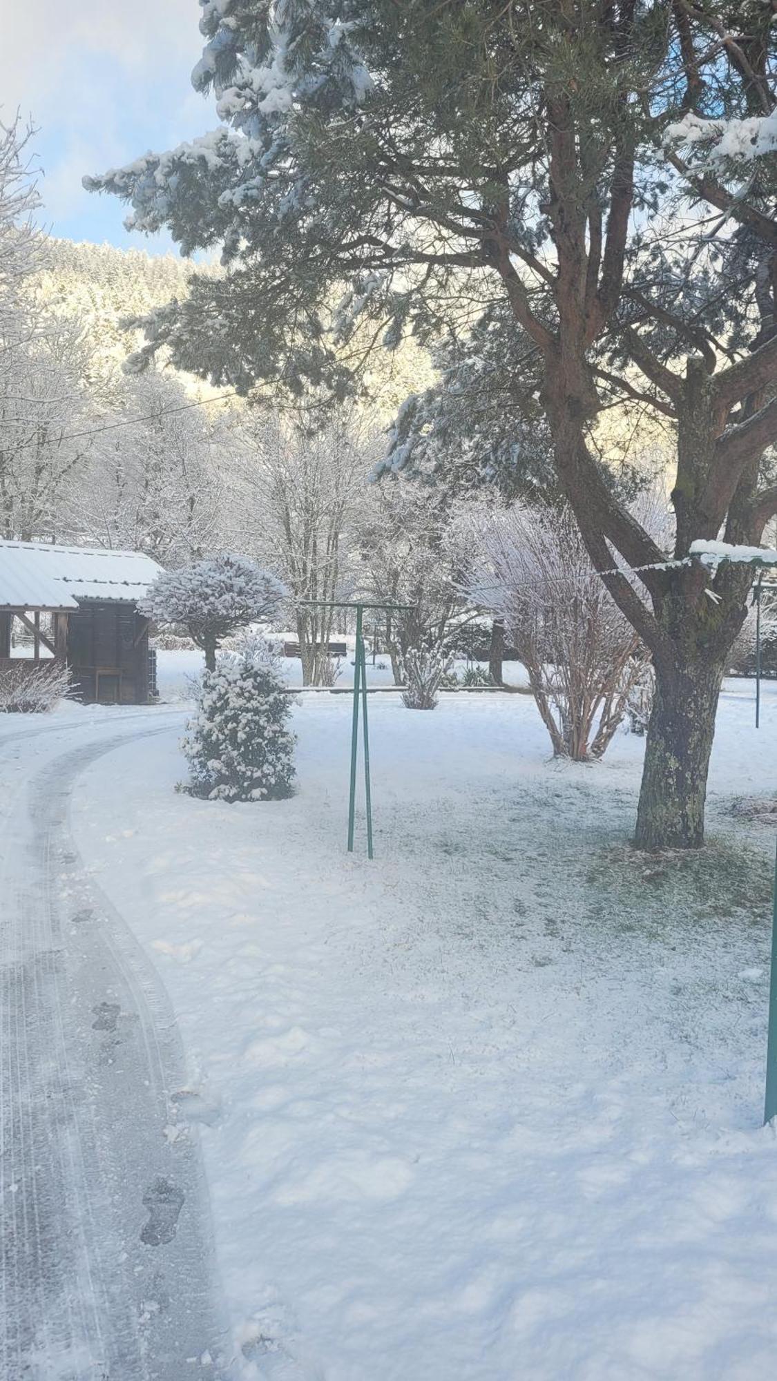 Gites Les Grandes Voies - Cle Vacances Le Menil Exterior photo